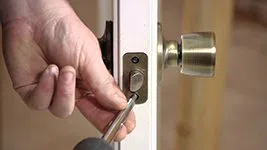 Houston Super Locksmith Houston, TX 281-668-0051 Houston Super Locksmith Houston, TX 281-668-0051 - changing-locks